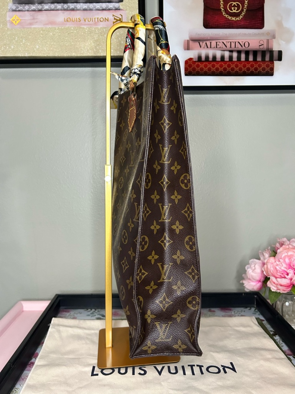 Louis Vuitton Monogram Sac Plat (Vintage Tote - Picture 4 of 10